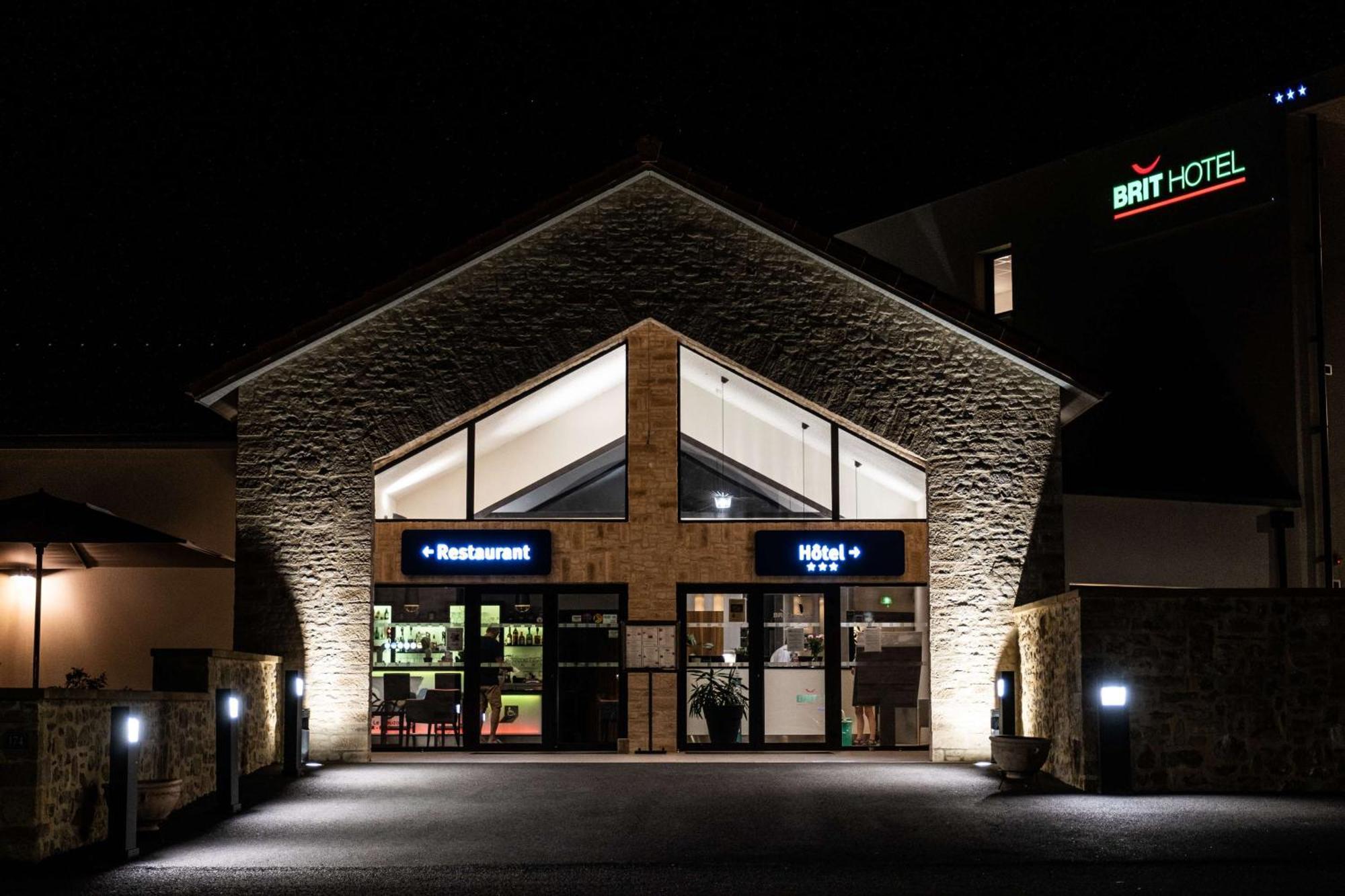 Brit Hotel Privilege Figeac Kültér fotó