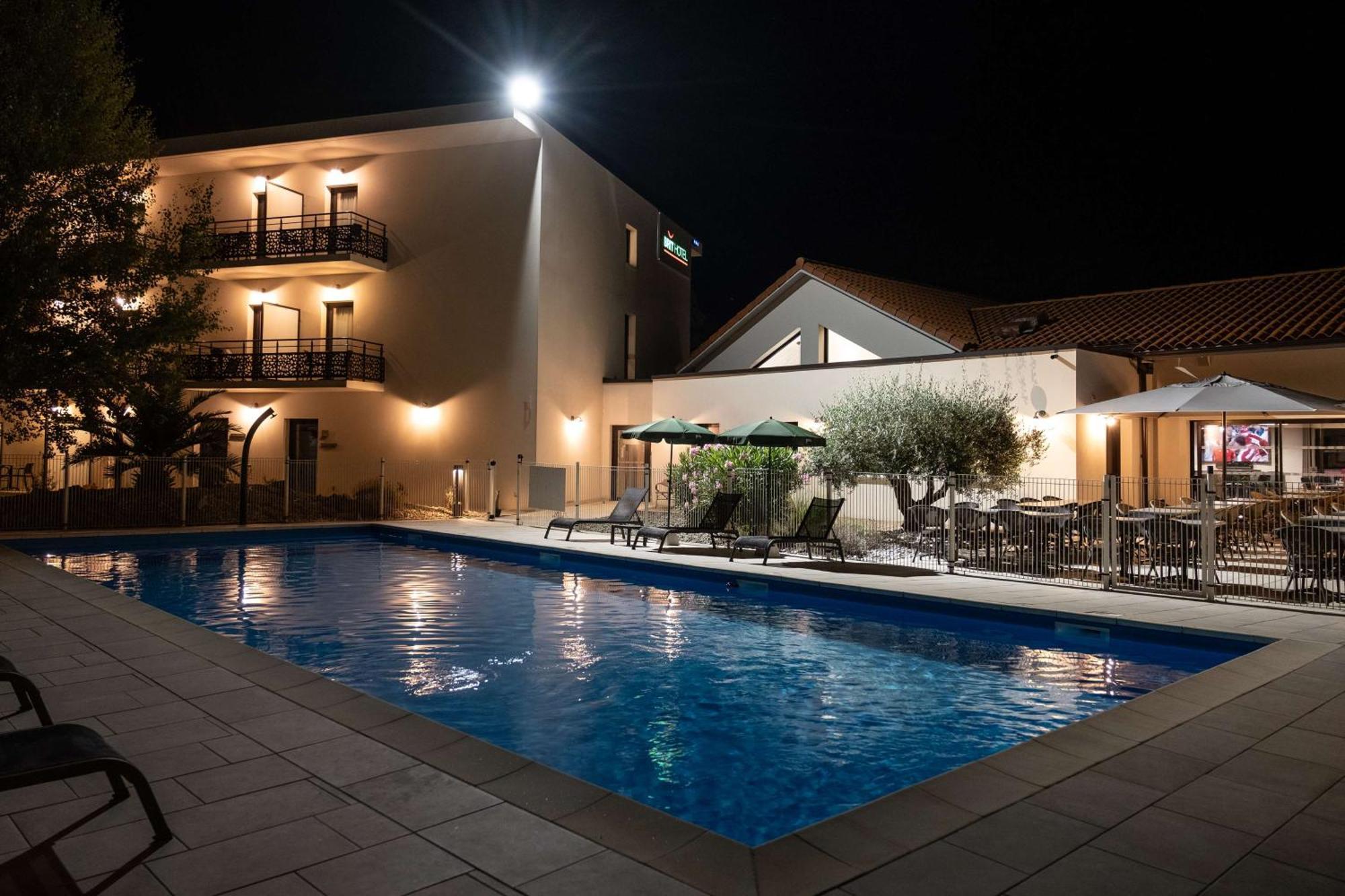 Brit Hotel Privilege Figeac Kültér fotó